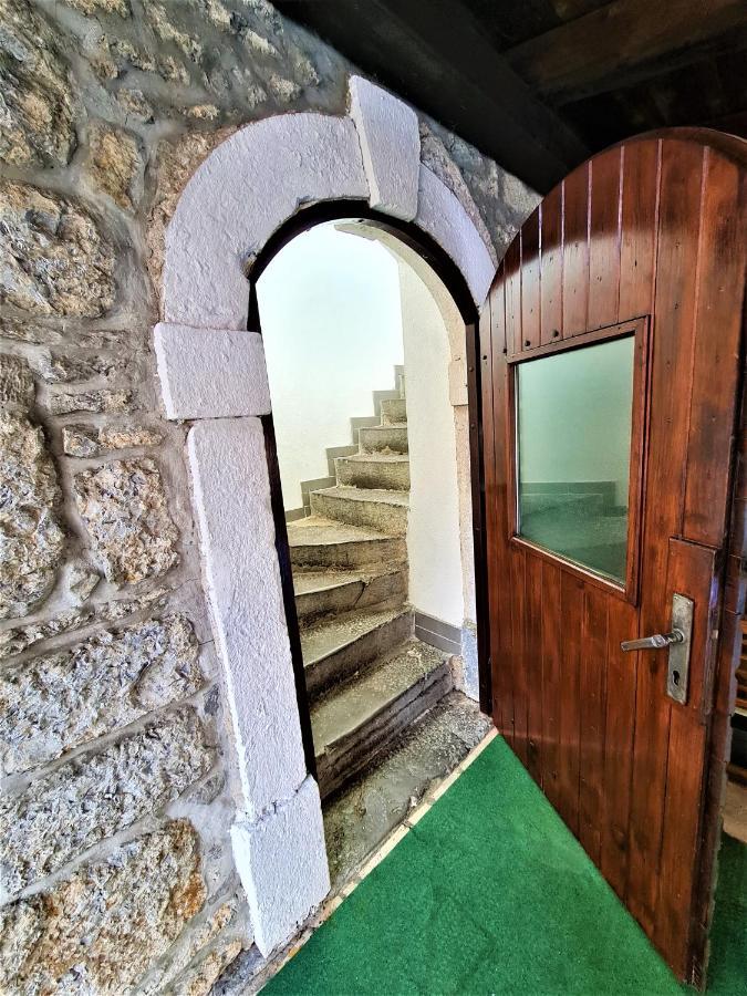 Sobe "Ela" Bed & Breakfast Fuzine Luaran gambar