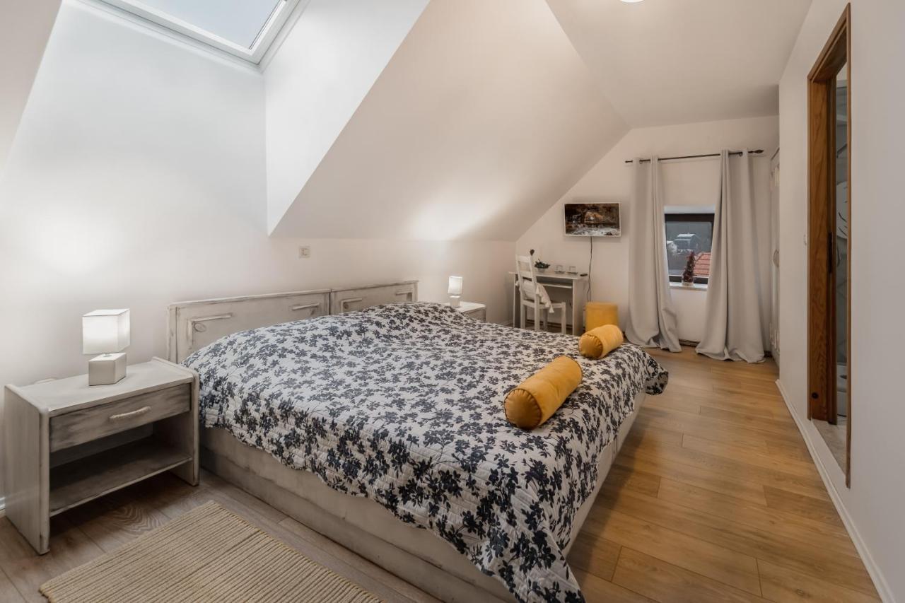 Sobe "Ela" Bed & Breakfast Fuzine Luaran gambar
