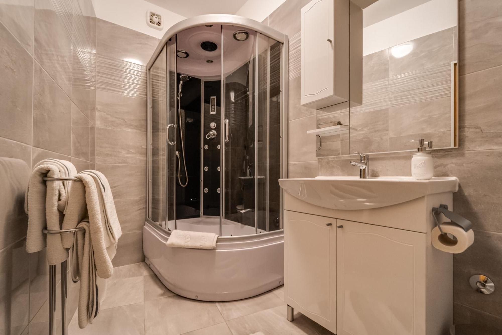 Sobe "Ela" Bed & Breakfast Fuzine Bilik gambar